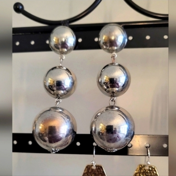 11 Pairs Wearable Earrings Grab Bag for Resell or Craft Lot RAC071 - Picture 7 of 14